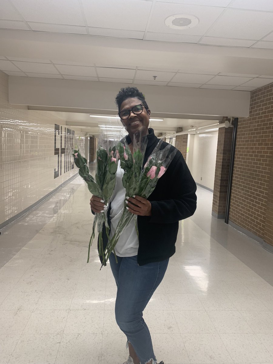 CToshma's tweet photo. A Big Thank You to @Northplace Church for the roses. Wishing all teachers @SHMS_Colts fantastic week of STAAR testing! https://t.co/aLyDfUXhmR
