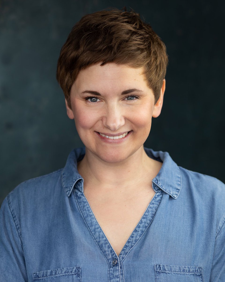 The very talented <a href="/ZoeDavies79/">Zoe Davies</a> rep’d by <a href="/LjpManagement/">LJP Management</a> .  What a great look.  And this actor is VERSATILE 👏🏻