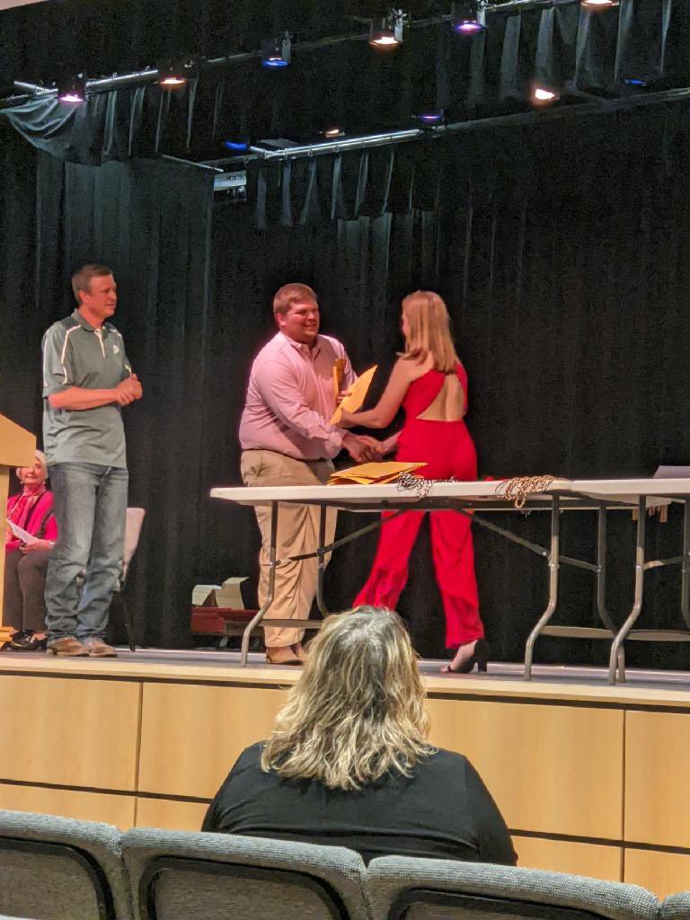schuyler_ffa's tweet photo. Congratulations to seniors, Emma Jedlicka and Makayla Cerny for receiving the FFA scholarship! Each scholarship was worth $1,000! https://t.co/w7bC5CB2yu