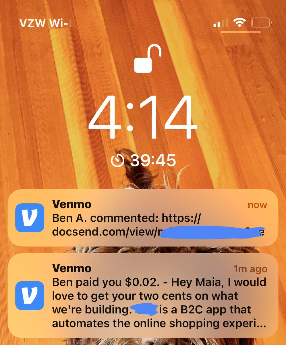 maiab's tweet photo. help I’m being pitched on venmo https://t.co/HflUpTOTAe