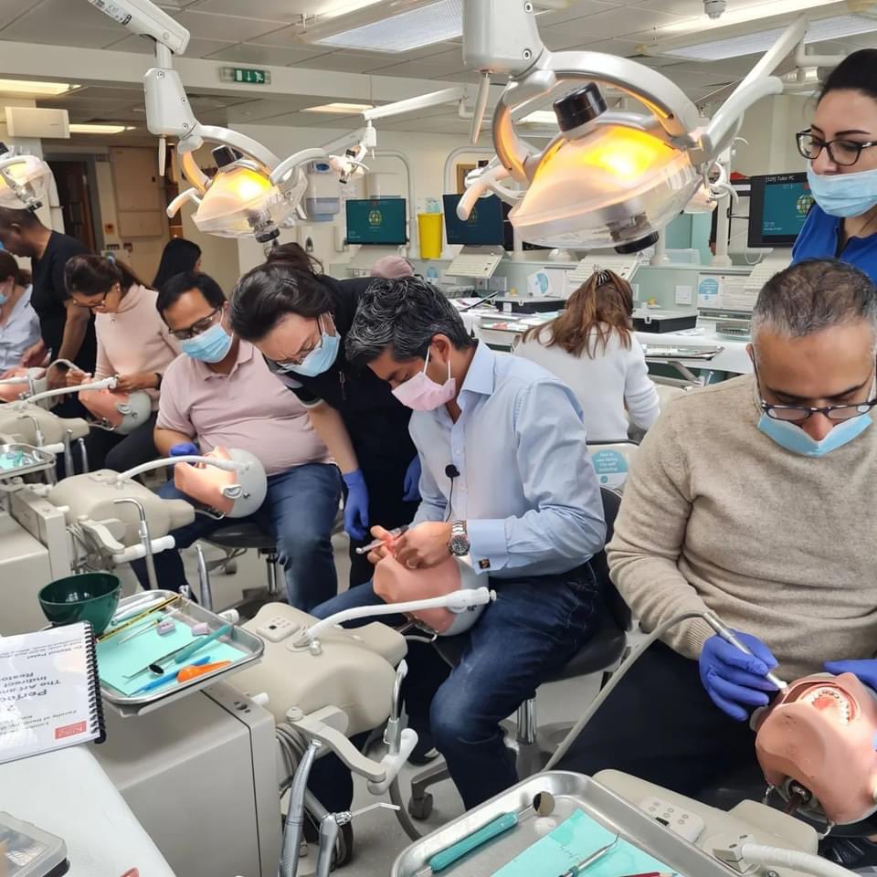 DrMahulPatel's tweet photo. @LonDEC 
Perfect_Preps 
2 day hands-on phantom head course.

#drmahulpatelrestorative #since2002 #toothbeforeself #madebyhand #handmade
#occlusalcreed #rxTSL #prepevo #foundations #ktrd #perfectpreps #kingscollegelondon #eastmandentalinstitute #dentaleducation #toothpreparation https://t.co/SSH8LMr7MP