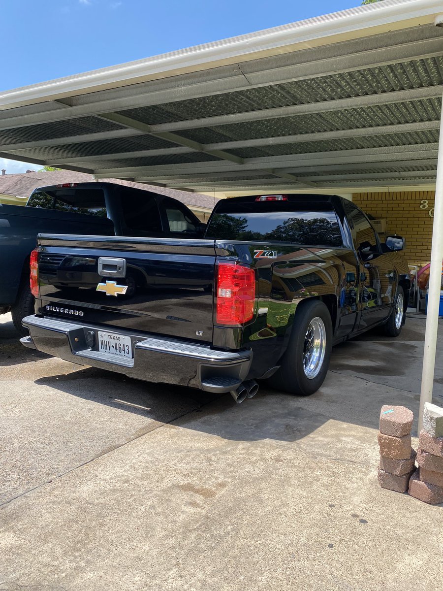 pxpi_luis23's tweet photo. Gold package detail on this beautiful z71 🔥 https://t.co/tA6X9crnxu