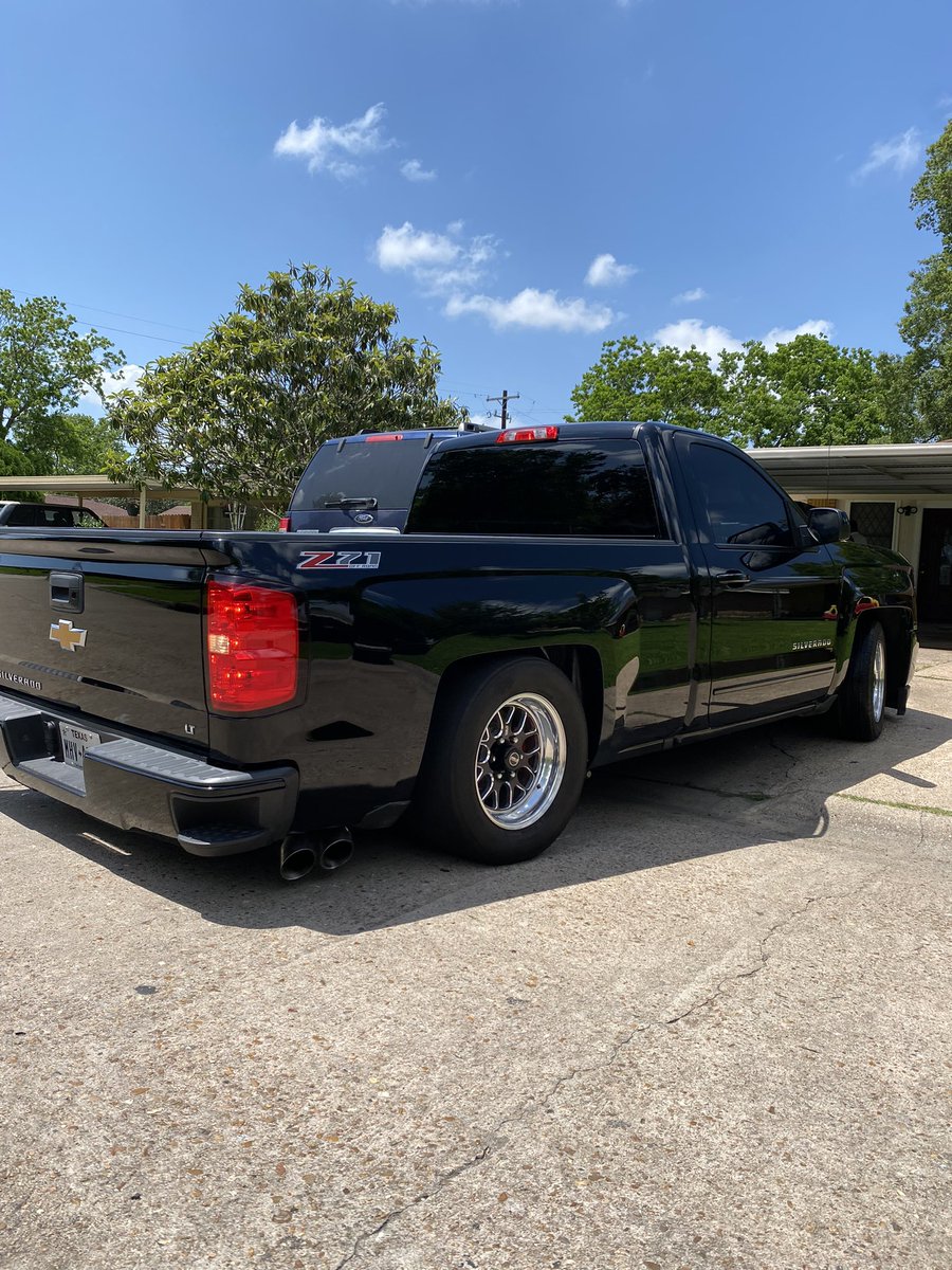 pxpi_luis23's tweet photo. Gold package detail on this beautiful z71 🔥 https://t.co/tA6X9crnxu