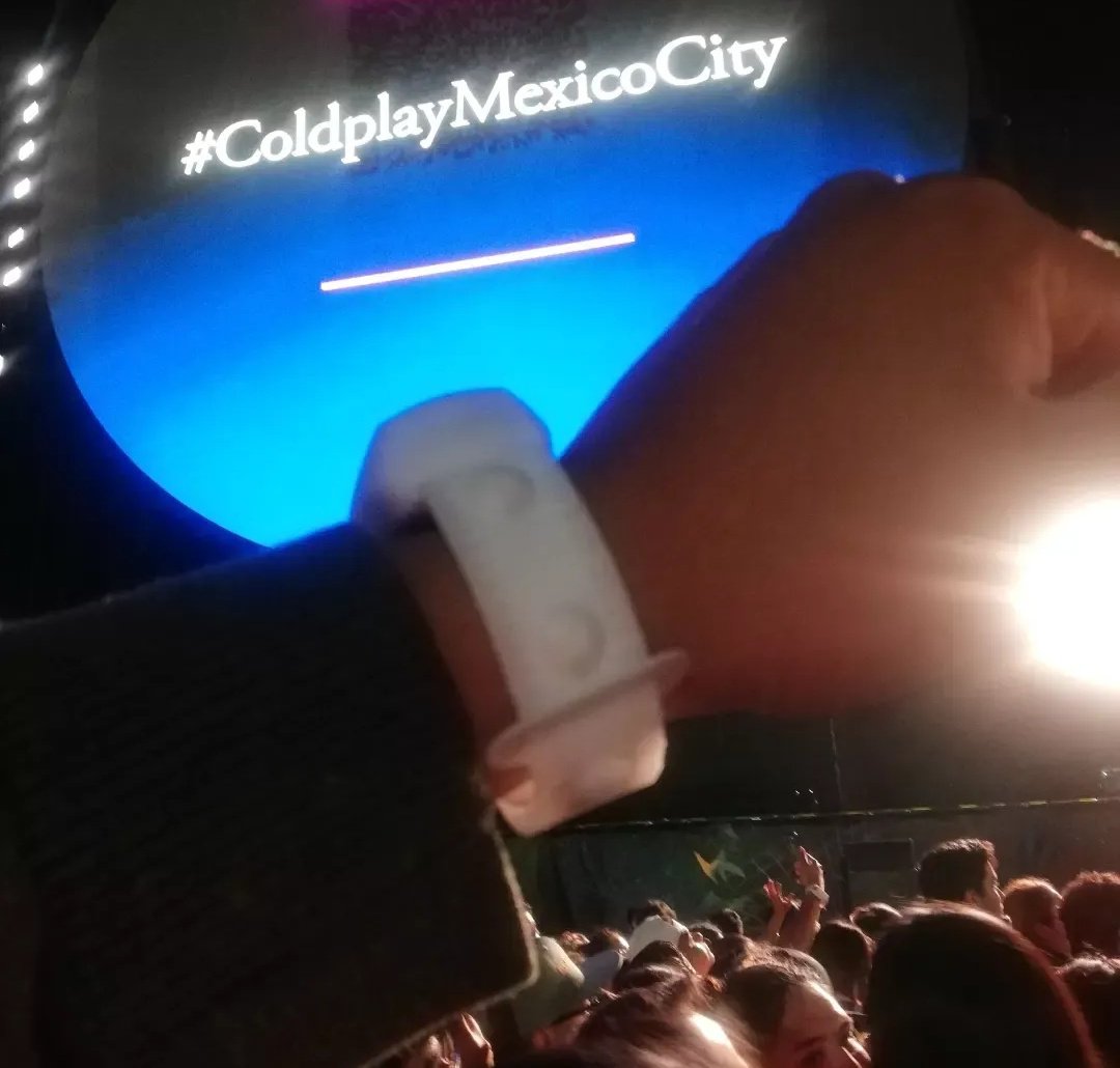 ingmario9's tweet photo. #Coldplaycdmx https://t.co/eCCvtE7z3a