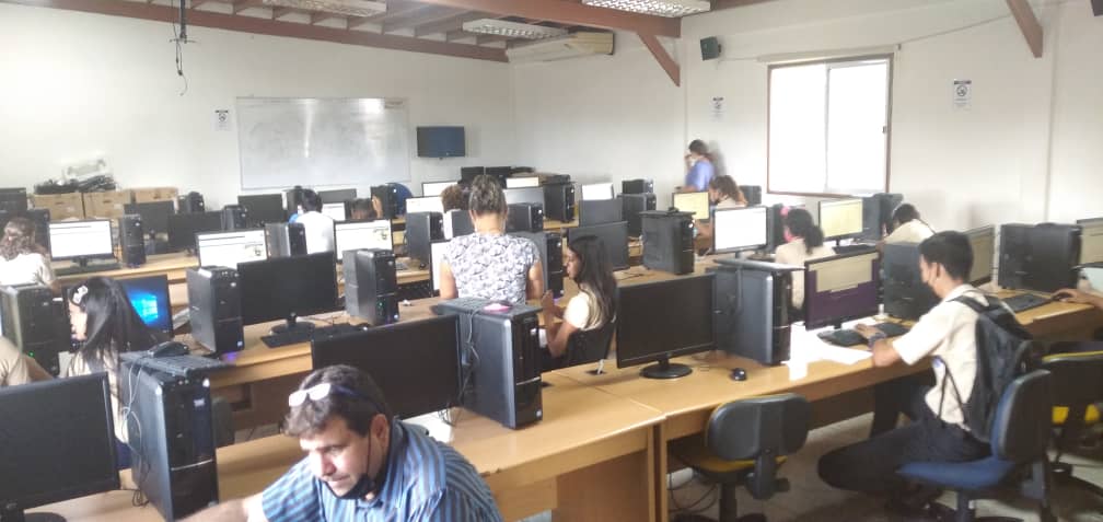 Desde la <a href="/uney_oficial/">UNEY</a> en representación de <a href="/ceguyaracuy/">CEGUYARACUY</a> apoyamos el registro de estudiantes del @MPPEDUCACION en el #SNI2002 una alianza perfecta por la educación de nuestros jóvenes <a href="/NicolasMaduro/">Nicolás Maduro</a> @TibisayLucena8 @ZonaEducYara <a href="/arbolve/">ArbolVe</a> <a href="/anacri13/">ana rodriguez</a> <a href="/Cesarchirinosya/">César Chirinos</a> <a href="/UNEY_Sistemas/">Dirección de Sistemas y Documentación UNEY</a>