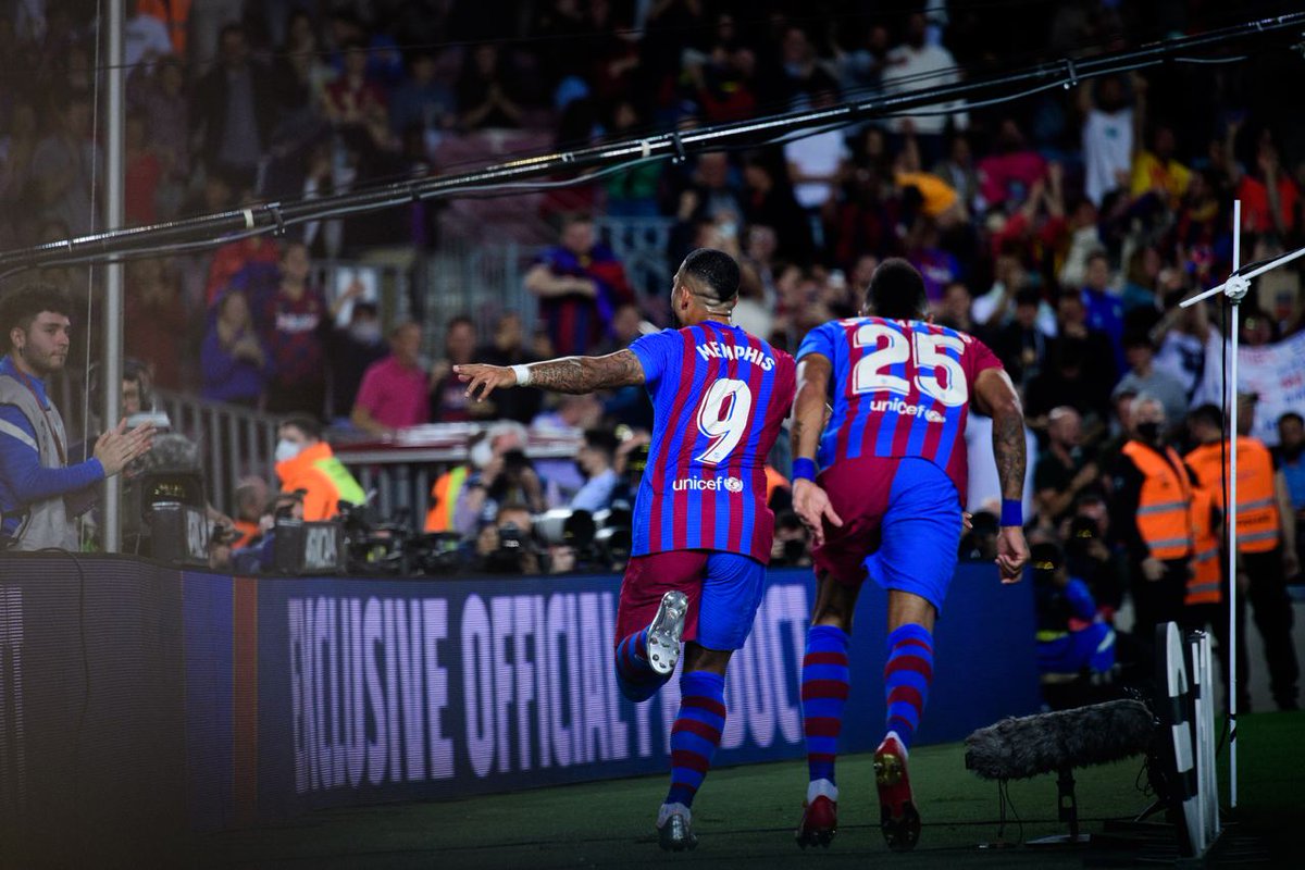 FCBarcelona_es's tweet photo. Vamos, vamos, vamooooos https://t.co/5tKoWELGrK