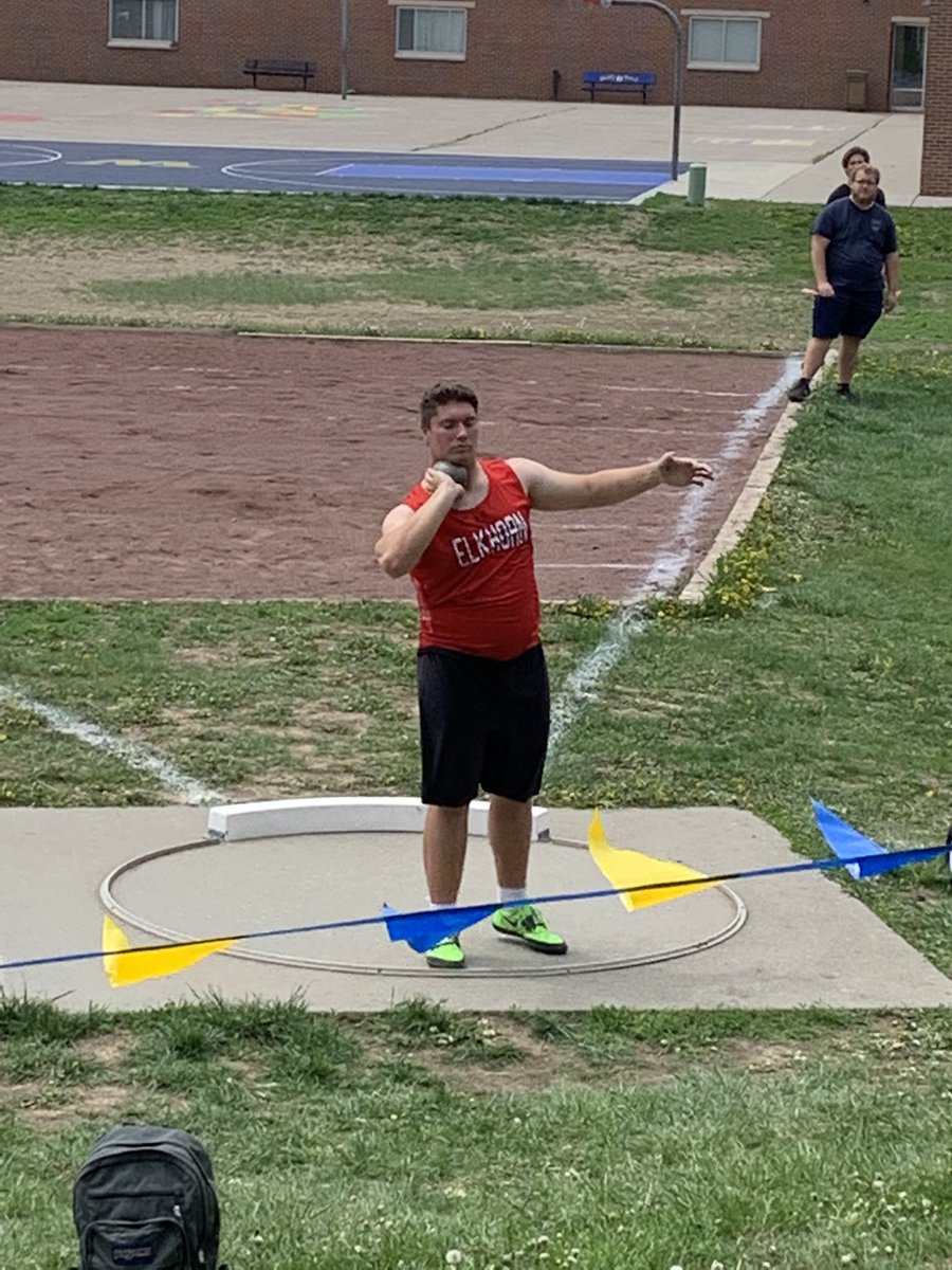 EHS_Activity's tweet photo. 🚨B-2 District Track Updates 🚨
Field Events: @ElkhornTrack 

📌G Pole V: 4th J. Rocholtz 
📌 B Pole V:🥈 Z. Leinen 
📌G Shot-put: 🥈 A. Swerczek, 5th M. Beekman 
📌 B Shot-Put:🥈 A. Betz, 5th J. Ninete 
📌B Discus: District Champ 🥇A. Betz,4th J. Ninete 
📌 G. Disc 7th M. Moore https://t.co/S0aFUAgaQ8
