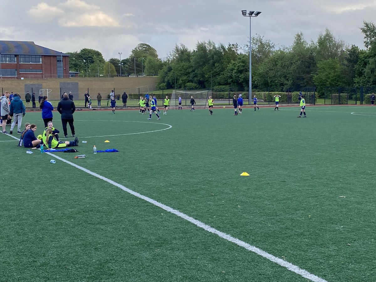 noelmitchell66's tweet photo. Great nights football from the 09s - 10s from the Regional centres of Derry and Tyrone / Fermanagh at Holy Cross.
@AlfieWylie  @ElectricIreland @melon1879 https://t.co/Jd3LrrTw5n