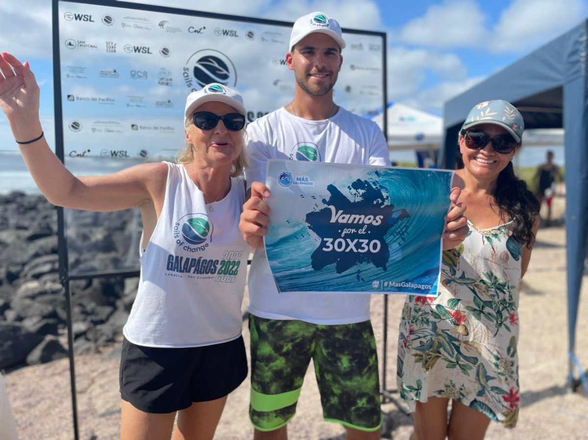 Mas_Galapagos's tweet photo. Thank you @DonaBertarelli for your support for the protection of the #Galapagos sea and the world

Together we will achieve #30x30 with the commitment of those of us who love the sea and understand that without blue there is no green

#MoreReserveMoreLive https://t.co/bb1cj3rwM1