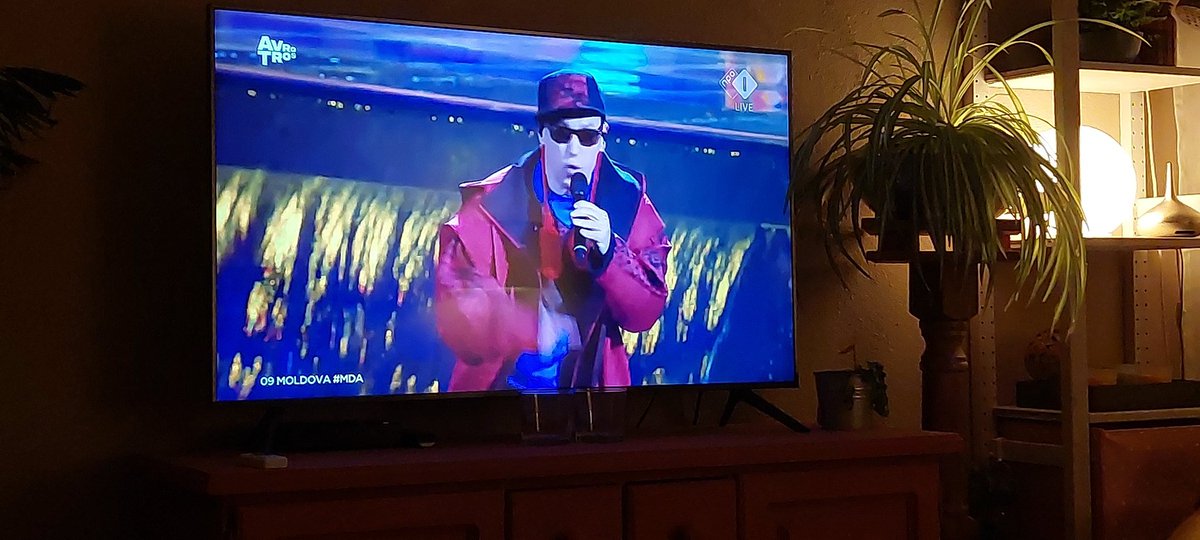 Ik zeg... Moldavië naar de finale. <a href="/EurovisieUpdate/">Eurovisie Update - Gewoon een goed liedje -</a> <a href="/AVROTROS/">AVROTROS</a>