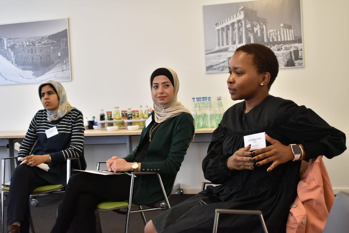 MinEnergia's tweet photo. La ingeniera eléctrica y funcionaria del @MinEnergia, Javiera Ketterer participa en programa de mentoría “Energizando a las Mujeres para Avanzar en la Transición Energética” 🙋♀️⚡️🌎
Iniciativa cuenta con el apoyo de @GlobalWomensNet @giz_gmbh @BMWK 🙌✅ https://t.co/rcg1u4FEF5