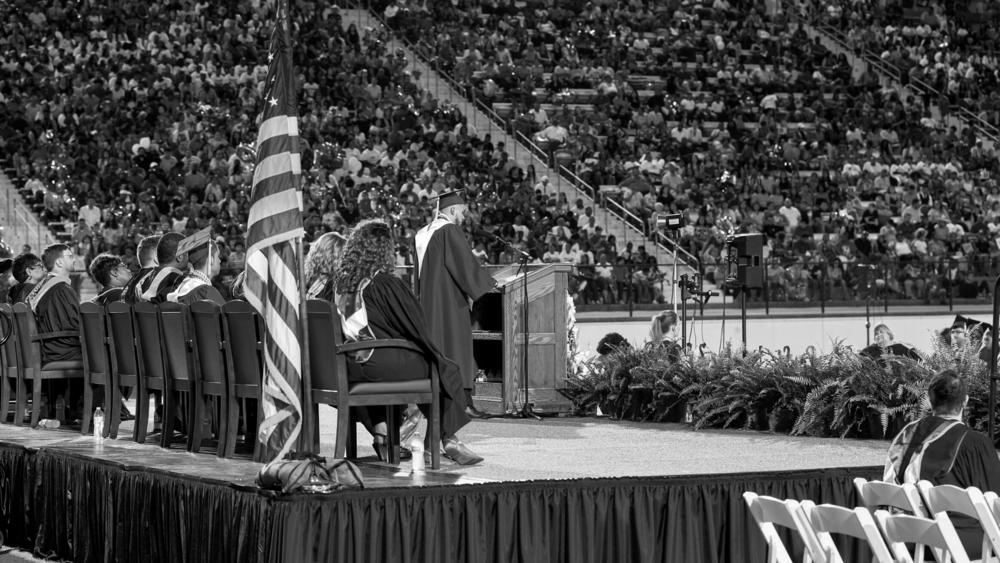 It's graduation time for the Class of 2022! 🎓 @ECHSTylerISD @TylerHighLions @TLRedRaiders @RISETylerISD Click below to see all of the upcoming graduation schedules. 👇🗓⏰ 🔗 tylerisd.org/article/738753