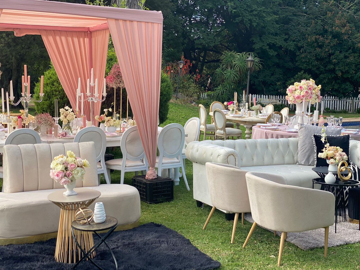 LuandePremium's tweet photo. #MINNIE #minniedlamini #musa Get Yourself some Decor to relax and unwind.  Rentals available or Set up option  
Luande Premium Lifestyle Events 
0614050261 https://t.co/JVZBhLKKjj