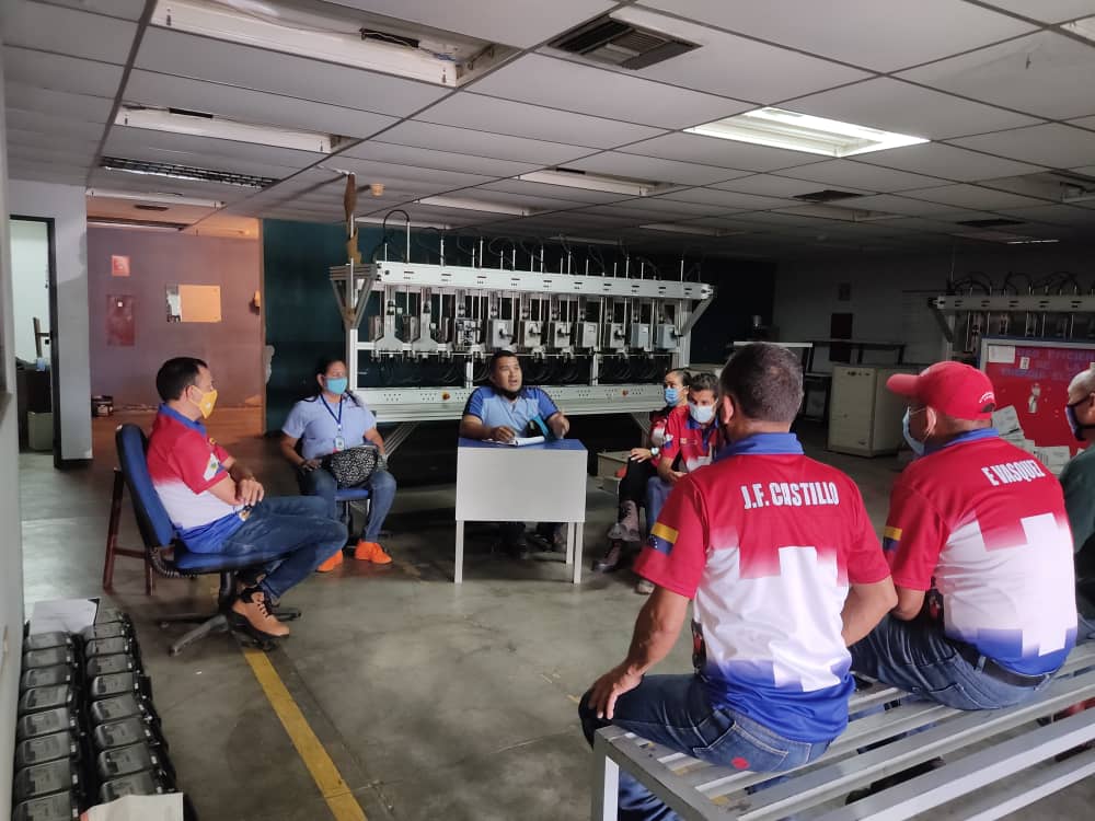 En alianza perfecta con el <a href="/CPTCorpoelec/">Profesionales y Tec.</a> de #Yaracuy el <a href="/ceguyaracuy/">CEGUYARACUY</a> participa en la activación del "Taller de Aferición" para calibrar y ajustar medidores de consumo eléctrico. Somos pueblo en soberanía tecnológica. <a href="/mppeduniv/">@MPPEDUNIV</a> <a href="/FundaciteYara/">Fundacite Yaracuy</a> <a href="/JLEONYARA/">JULIO LEÓN</a> <a href="/arbolve/">ArbolVe</a> @TibisayLucena8