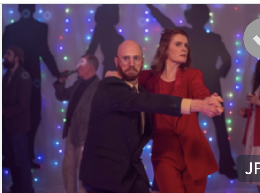 LisaMMcGee's tweet photo. Yes this is my husband #DerryGirls https://t.co/86M89JEv7y