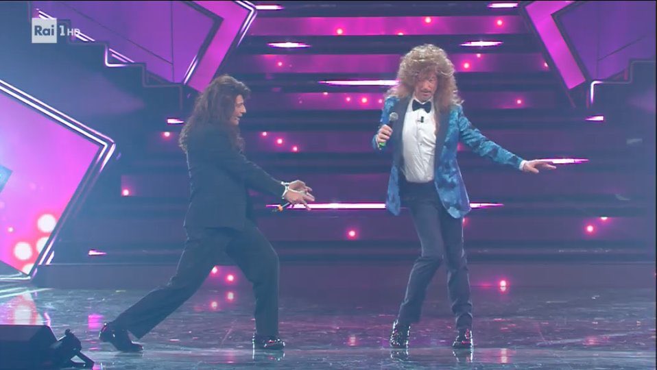 gnolacariola's tweet photo. Scusa Laura ma io di momento disco accetto solo questo
#Eurovision2022 #EUROVISION https://t.co/WilSAF0z5o