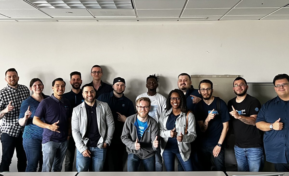 Had a great meeting with the G Force team and <a href="/GarretMinaglia/">Garret Minaglia</a>! Sharing best practices and making sure their teams are set up for success! #MakingWaves <a href="/GreaterLakesMkt/">Greater Lakes Market 🌊</a> <a href="/BertsatosNick/">Nick NTG Bertsatos</a> <a href="/glass_patrice/">Patrice Glass</a> <a href="/DavidM_0990/">David M</a> <a href="/Luan__Osmani/">Luan Osmani</a> <a href="/morenoglm/">hector.morenoGLM</a> <a href="/arturo_GLM/">Arturo Rojas</a>