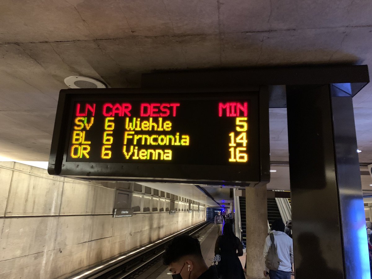 AngresMark's tweet image. If DC ever commutes again it’s gonna be real hard on these timetables.