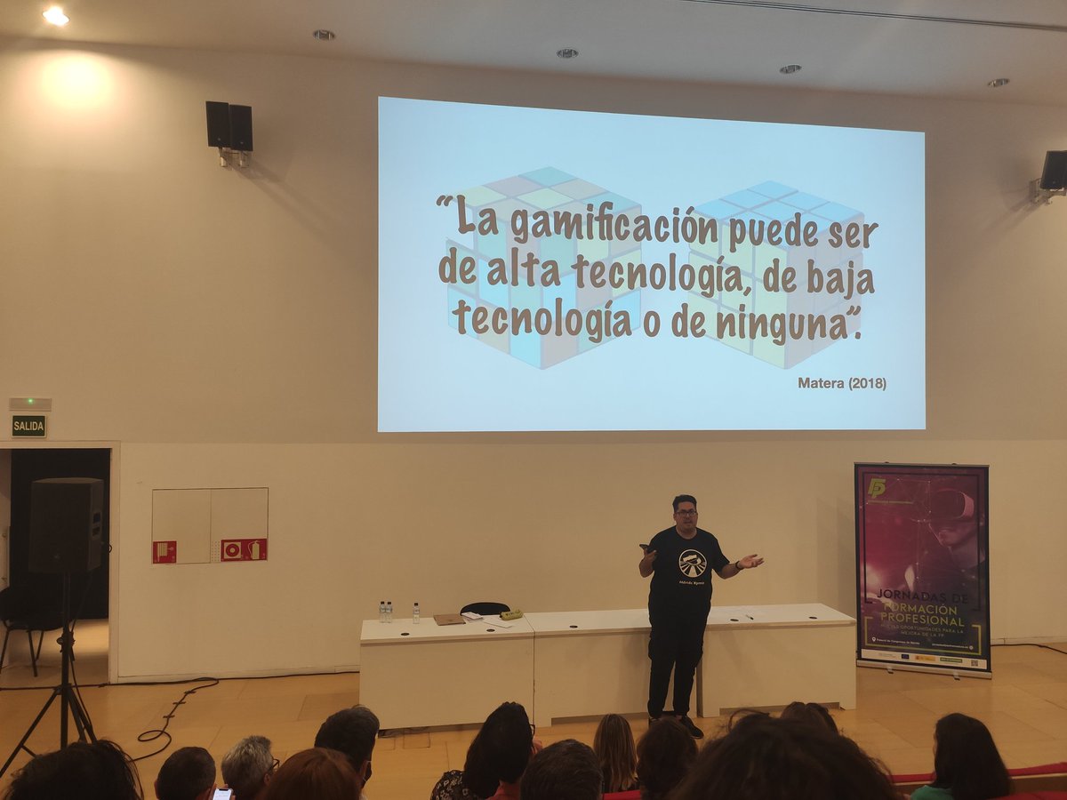 anasjim's tweet photo. Magnífico taller sobre gamificación impartido por @AlbertoPTFP. #JornadaFPEX #FPvisible #MéridaXpress #GamificaFP https://t.co/Por3sU20h6