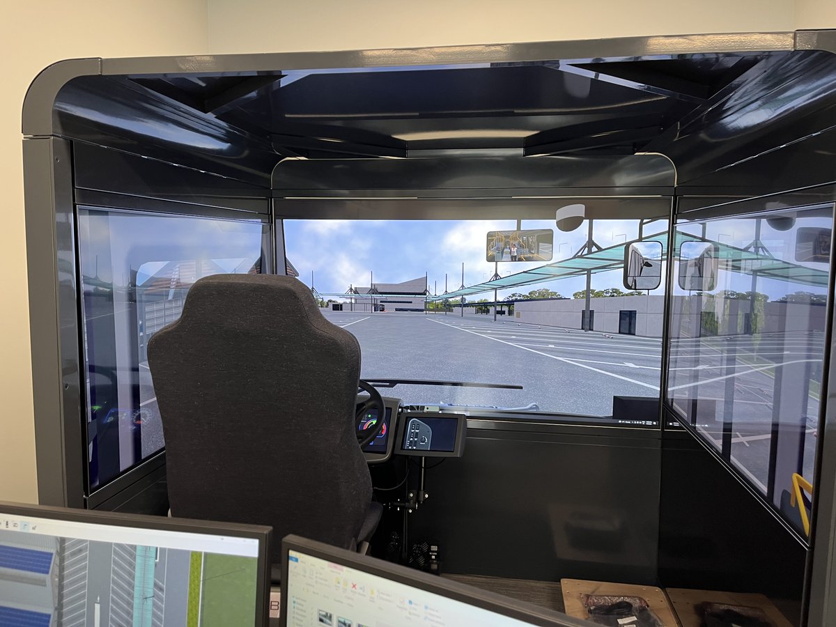 canadiantransit's tweet photo. Great tour of the electric bus facility in Banff operated by @roamtransit for the CUTA Prairie & Territories chapter meeting in #Banff #Alberta.
#ZeroEmissionBus #CDNtransit #ABtransit https://t.co/xI2oeRxhbp
