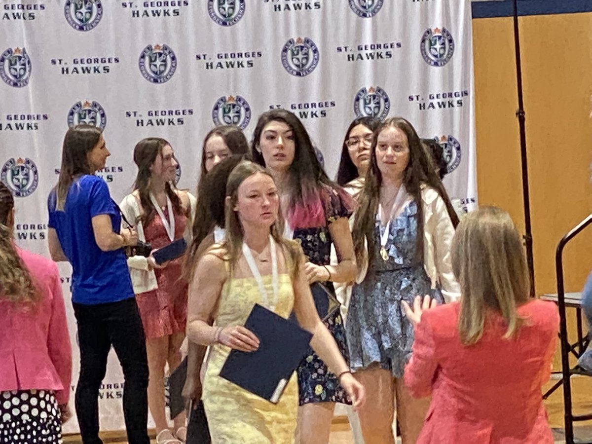 TekSteph's tweet photo. Proud teacher- where I am no longer their teacher - I can’t help but beam with pride. These Ss have had a lot thrown at them these last two years-but #NCCVTworks! #seniorrec @St_GeorgesTHS @shanta_reynolds @NCCVoTech @Supt_Jones @MrJermaineW @ChadHarrisonSG https://t.co/Vwue2WfEEf