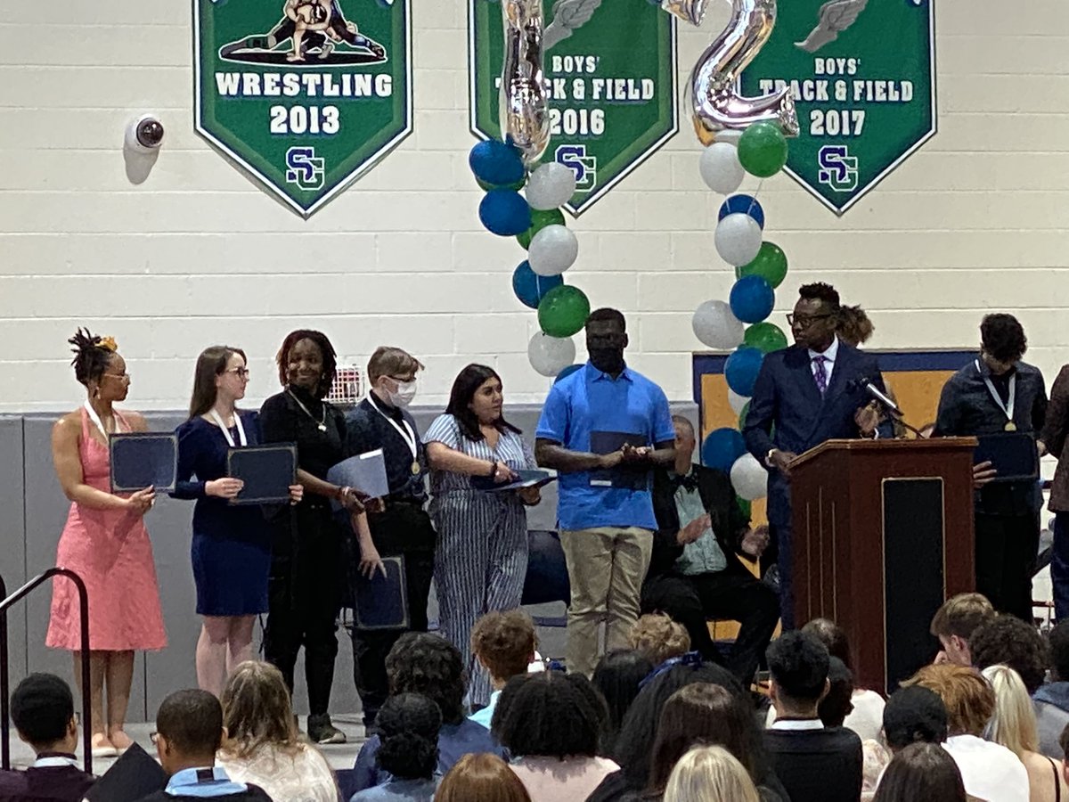 TekSteph's tweet photo. Proud teacher- where I am no longer their teacher - I can’t help but beam with pride. These Ss have had a lot thrown at them these last two years-but #NCCVTworks! #seniorrec @St_GeorgesTHS @shanta_reynolds @NCCVoTech @Supt_Jones @MrJermaineW @ChadHarrisonSG https://t.co/Vwue2WfEEf