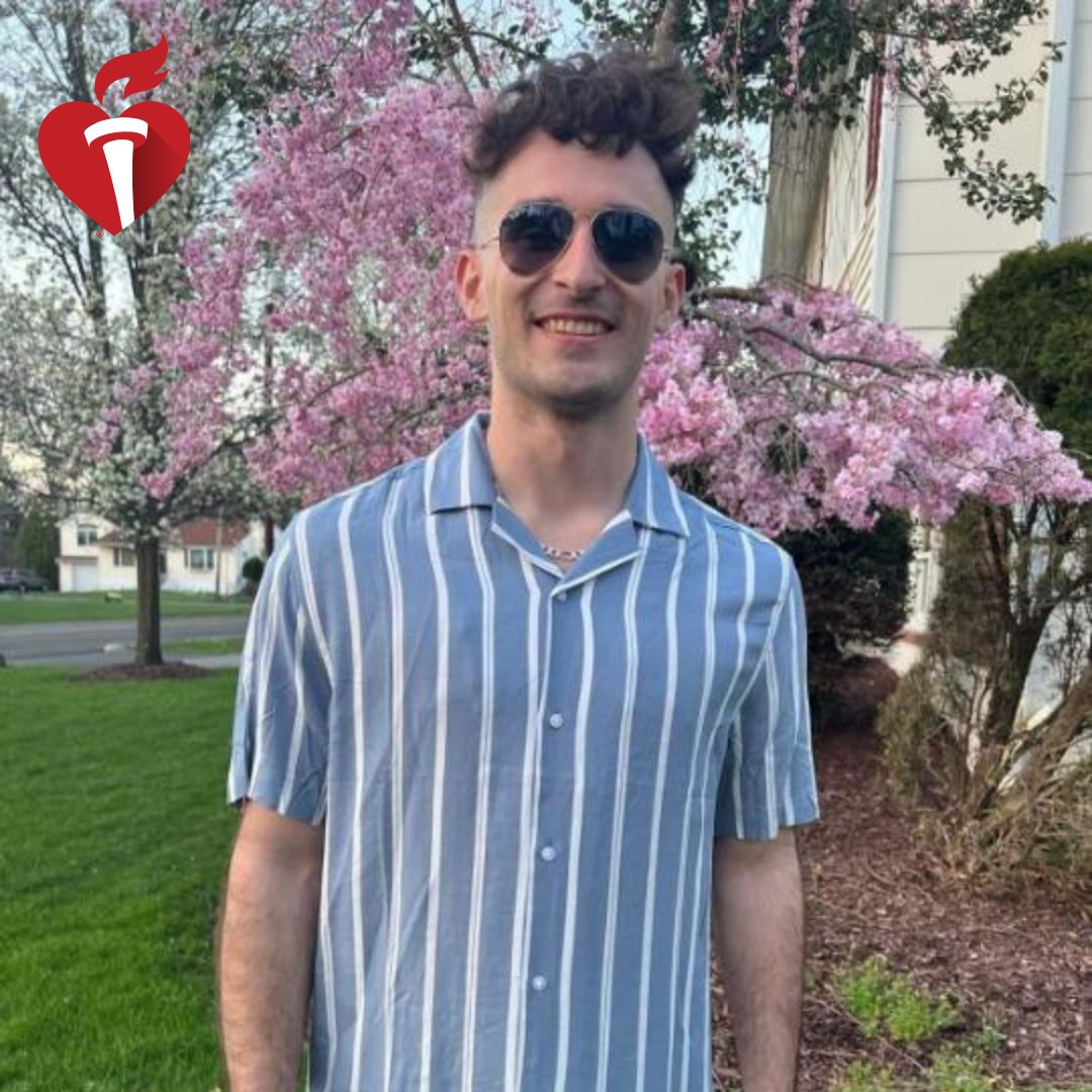 HeartOfGWR's tweet photo. 10 years ago, Joe was struck in the chest with a baseball. It caused his heart to stop. Because of CPR, his life was saved, and he is graduating college this June. Thank you to @ChmnMendelson, @charlesallen and @councilofdc for funding #TeleCPR to save more people like Joe in DC! https://t.co/iaMPIWqAkE