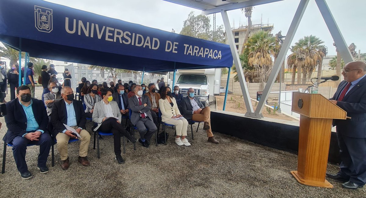 EnergiaAyP's tweet photo. Hoy el Seremi de Energía Hugo Sandoval Medina participó en ceremonia de Inauguración de plataforma solar de  Investigación, iniciativa liderada por la Red Asociativa Ayllu Solar, Fundación Chile, BHP Foundation, Universidades Tarapacá, Chile y Antofagasta. #Energía #AylluSolar https://t.co/ytfJED0y4V