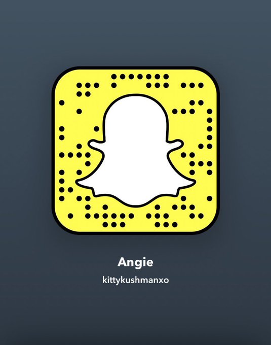 Add me on snap 😽 https://t.co/HJQTAchgIv