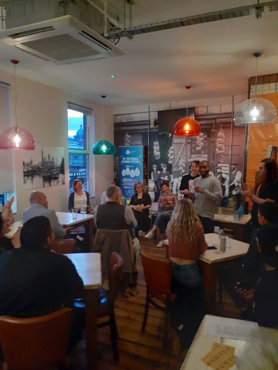 Much fascinating musings from <a href="/pintofscience/">Pint of Science UK</a> in Hull this evening. British #science and #innovation once again leading the charge against inevitable #flooding.

#floodsafe