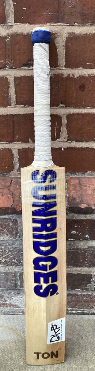 RampCricket's tweet photo. Refurb done. Glued a large crack in the shoulder, sanded, waxed, new grip, anti scuff sheet and toe guard @OswestryCC https://t.co/vkZ179DI7o