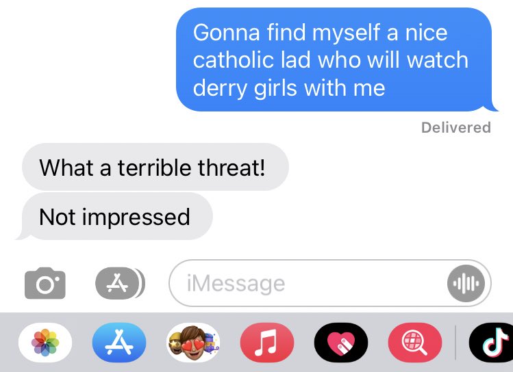 ThisisHannah_'s tweet photo. Is Derry Girls a hill I want my relationship to die on? Yes it is #prodproblems https://t.co/OglOuSfEit