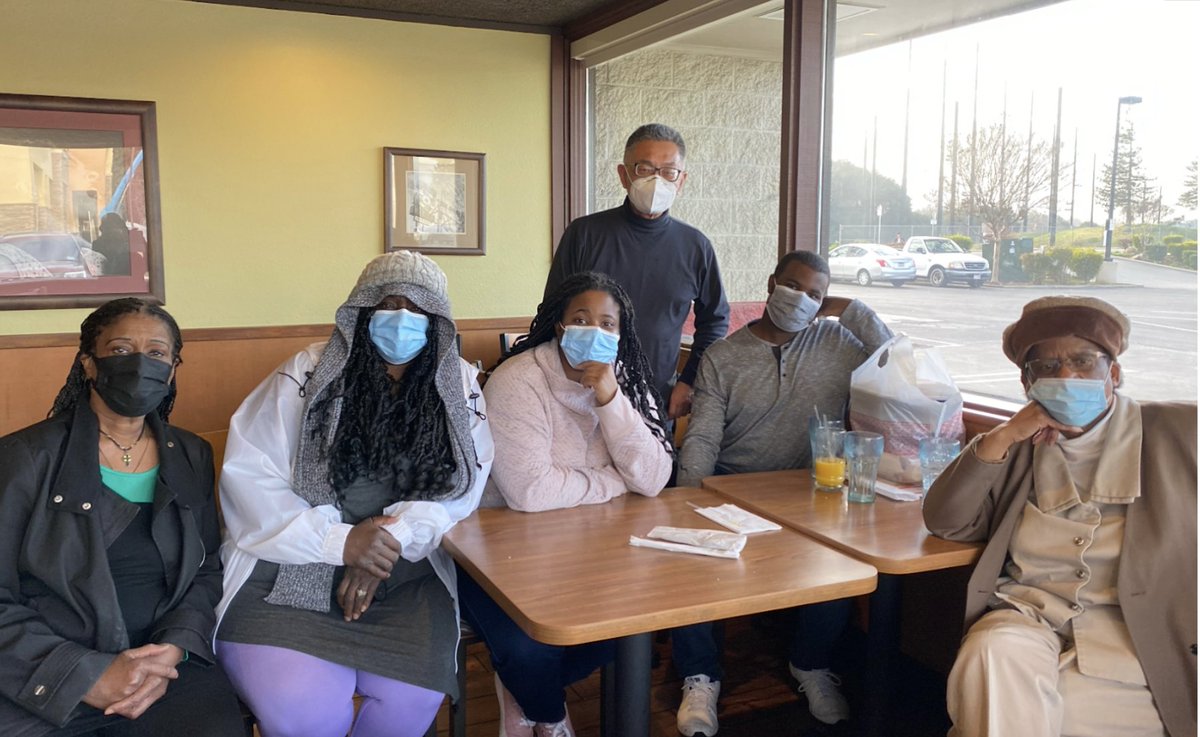 ChuforSanJose's tweet photo. A fun photo from last weekend with a few of my supporters! So great to meet you all -- I can't appreciate the support enough.
#KansenChuforAssembly2022 #ExperienceThatDelivers https://t.co/Zut6OaG6kL