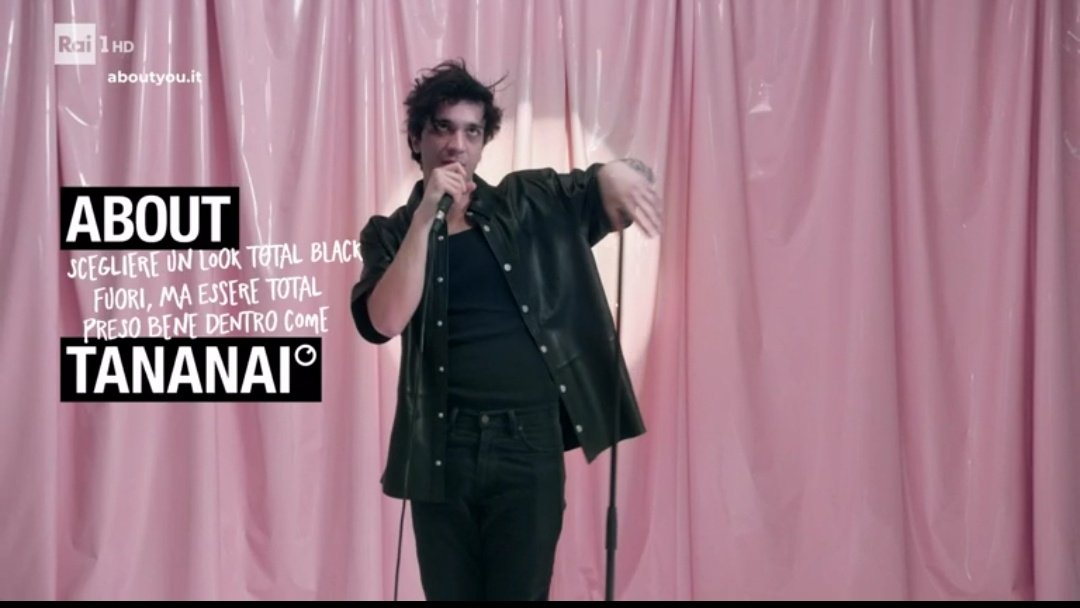 aleferaz's tweet photo. LA PUBBLICITÀ CON TANANAI NEL MEZZO DELL'EUROVISION DOPO CHE LUI SI ERA CONGEDATO DA SANREMO CON "CI VEDIAMO ALL'EUROVISION RAGA" QUESTA È LA SUA RIVINCITA

#Eurovision #Eurovision2022 #EscIta https://t.co/iaMUTVZe5L