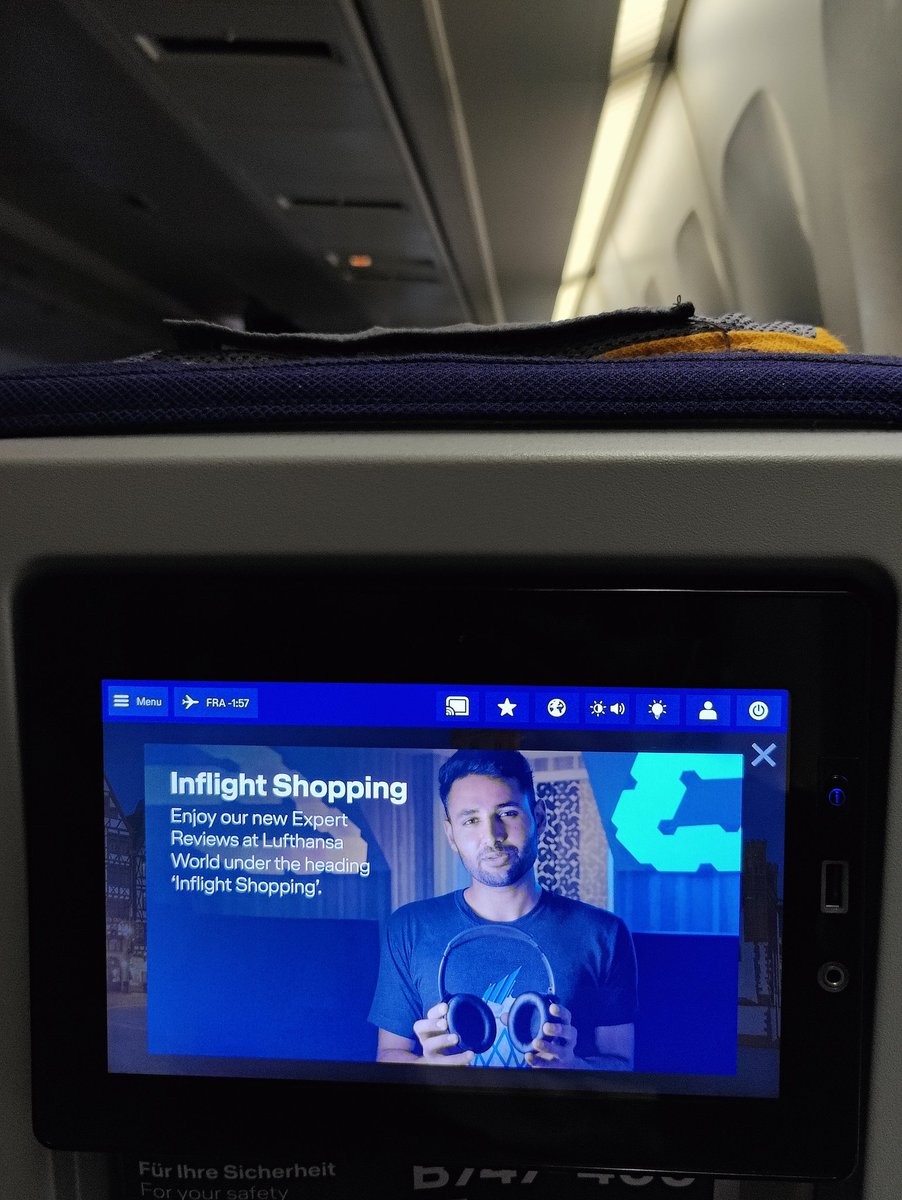 HudageSunil's tweet photo. Delighted to see Arun inflight. He is rocking everywhere. #Lufthansa #BLRAirport #Frankfurt https://t.co/XbTBWgkLT7