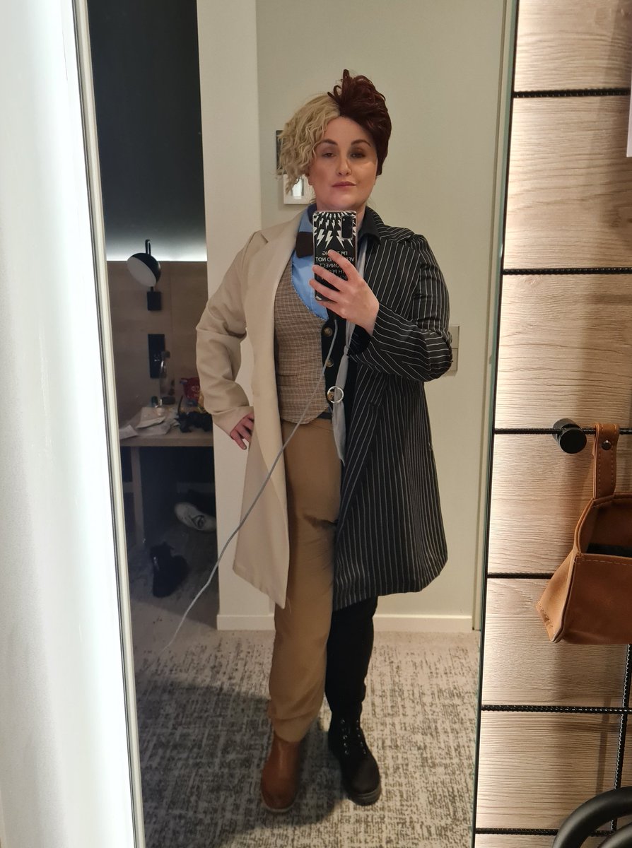 weeone84's tweet photo. @HillywoodShow @GoodOmensPrime So excited for this!
I recently did my own Good Omens cosplay https://t.co/ey67UTkRk6