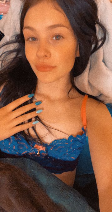 Goodnight to all my lovers❤️❤️❤️ https://t.co/RrR2octmIm