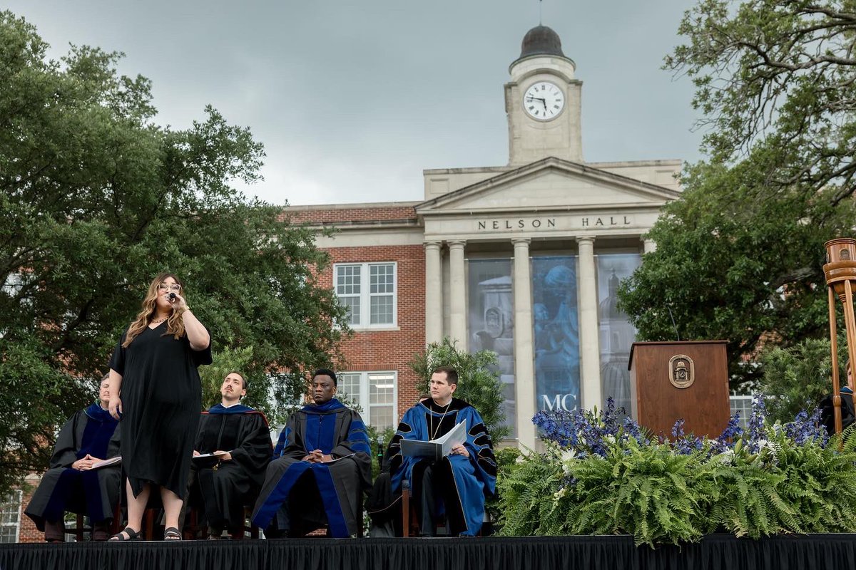 Blake Thompson tweet media