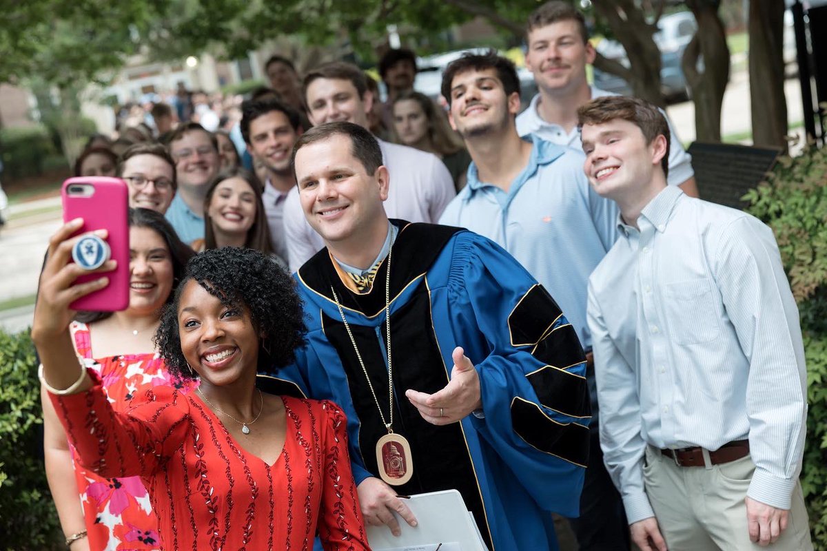 Blake Thompson tweet media