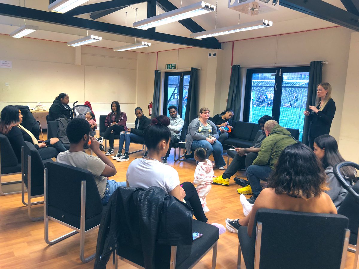 clickwandsworth's tweet photo. Great Click Plus #newbelongings session tonight with our Head of Service, Elizabeth and Emma from @CoramVoice thinking about the road ahead for care leavers and the pits stops we need to make along the way!#getclicked #youthvoice https://t.co/xWRi3Sa0xE