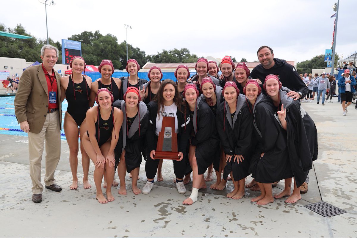 USAWP's tweet photo. Awesome moment to have the @AustinCollegeWP President on deck for the @NCAADIII #WaterPolo National Championship! 

Love seeing support from the top for our #waterpolo programs! @Coach_Abdou https://t.co/wMtvbctwt4