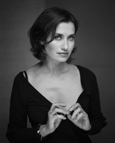 Happy birthday Emmanuelle Devos. My favorite film with Devos so far is L temps de l aventure. 