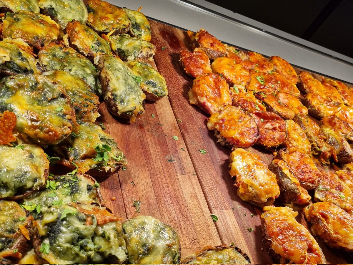 Lindsay Merton tweet media