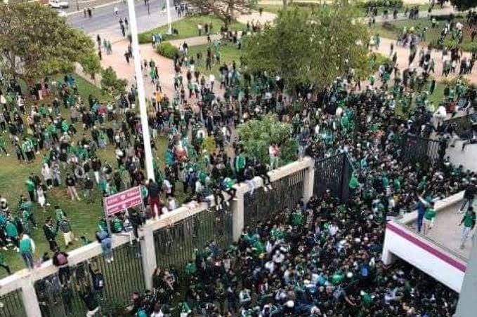 This'll host the final for two successive season!!
by any logic ?!?
<a href="/FIFAcom/">FIFA</a>
<a href="/CAF_Online/">TotalEnergies AFCON 2025</a>
#CafStinks