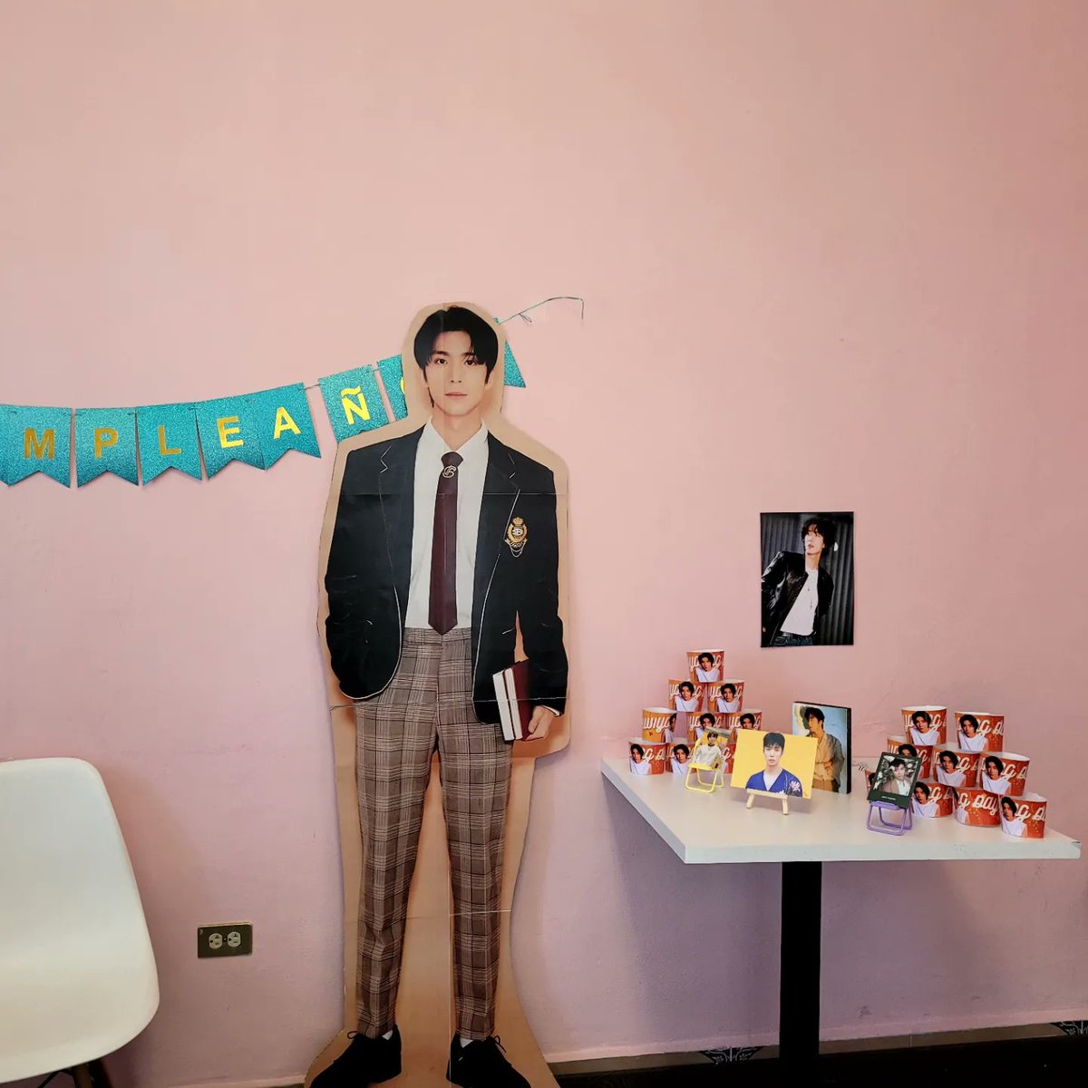 SF9_Mexico's tweet photo. #HAPPYHWIYOUNGDAY El sábado pasado tuvimos el honor de celebrar el cumpleaños de nuestro maknae Hwiyoung, muchas gracias a Fantasy que asistió
#SF9 #HWIYOUNG #에스에프나인 #HwiyoungDay @SF9official https://t.co/Z75IZjfaYI