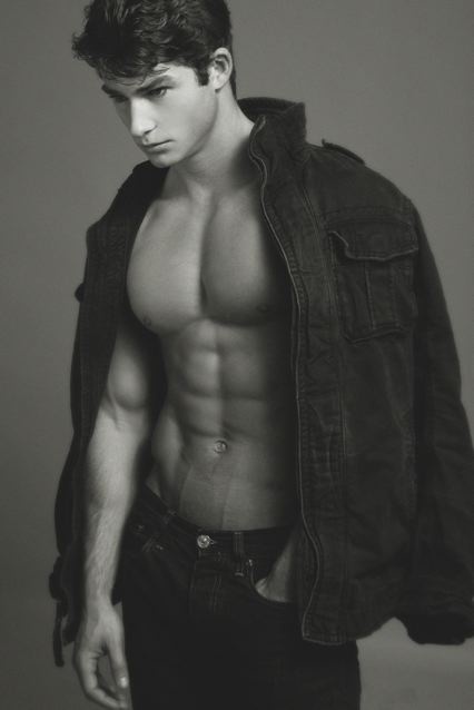 Malechritude's tweet photo. the lovely Alex Santaniello
looking pensive https://t.co/l9XQRs7BjJ