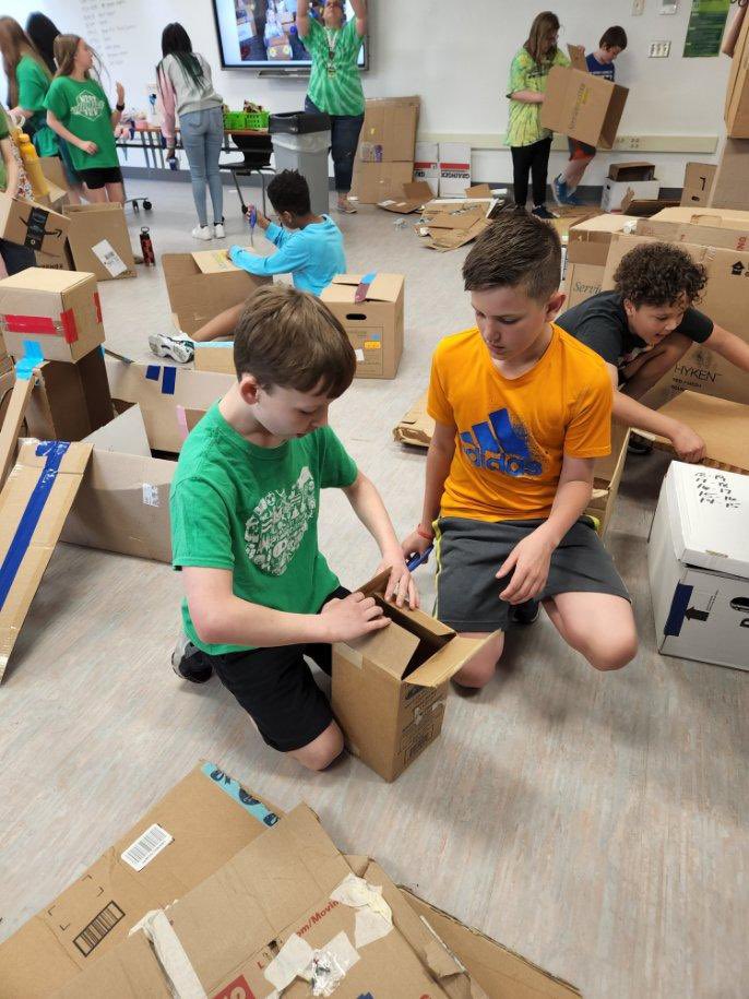 WestView_MCS's tweet photo. Our 4th graders had a great time learning about opportunities that might await them @IvyTechCC in Muncie! https://t.co/Bznft2lq0o