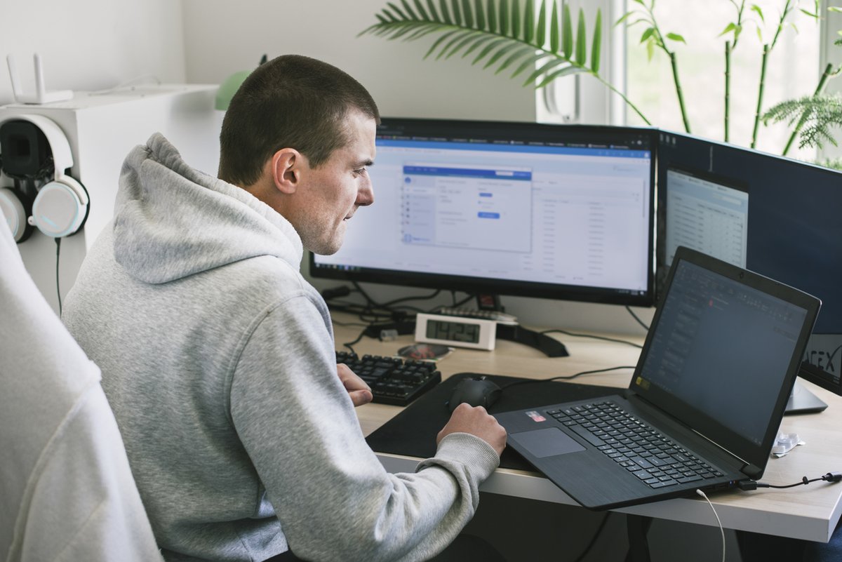 With the release of FSx for NetApp ONTAP, customers are looking to attach #cloud storage to their <a href="/VMware/">VMware</a> VMs. Check out <a href="/twgilles/">Gilles C.</a>'s overview of the setup process. bit.ly/3FpBm5b