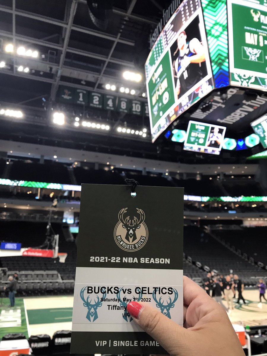 TheTick3t's tweet photo. Hell of a weekend for Tick3t members from coast to coast. 🏎🌴🏀

Experiences of a lifetime and a community that enjoys them together! https://t.co/RfPXIHqiH7