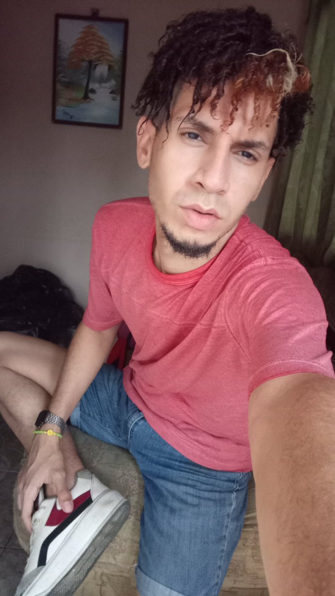 Ramartico's tweet photo. #FelizMartesATodos 

Para no perder la costumbre... https://t.co/u5KWroWrB2